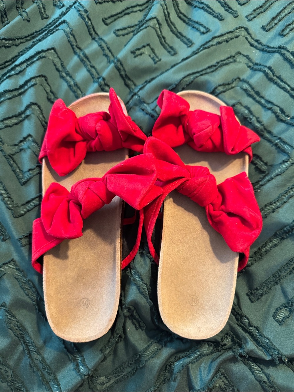 Women’s Red Bow Slide Sandals